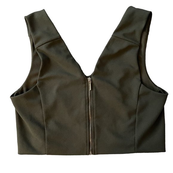 Cropped Tank Top - Picture 2 of 2